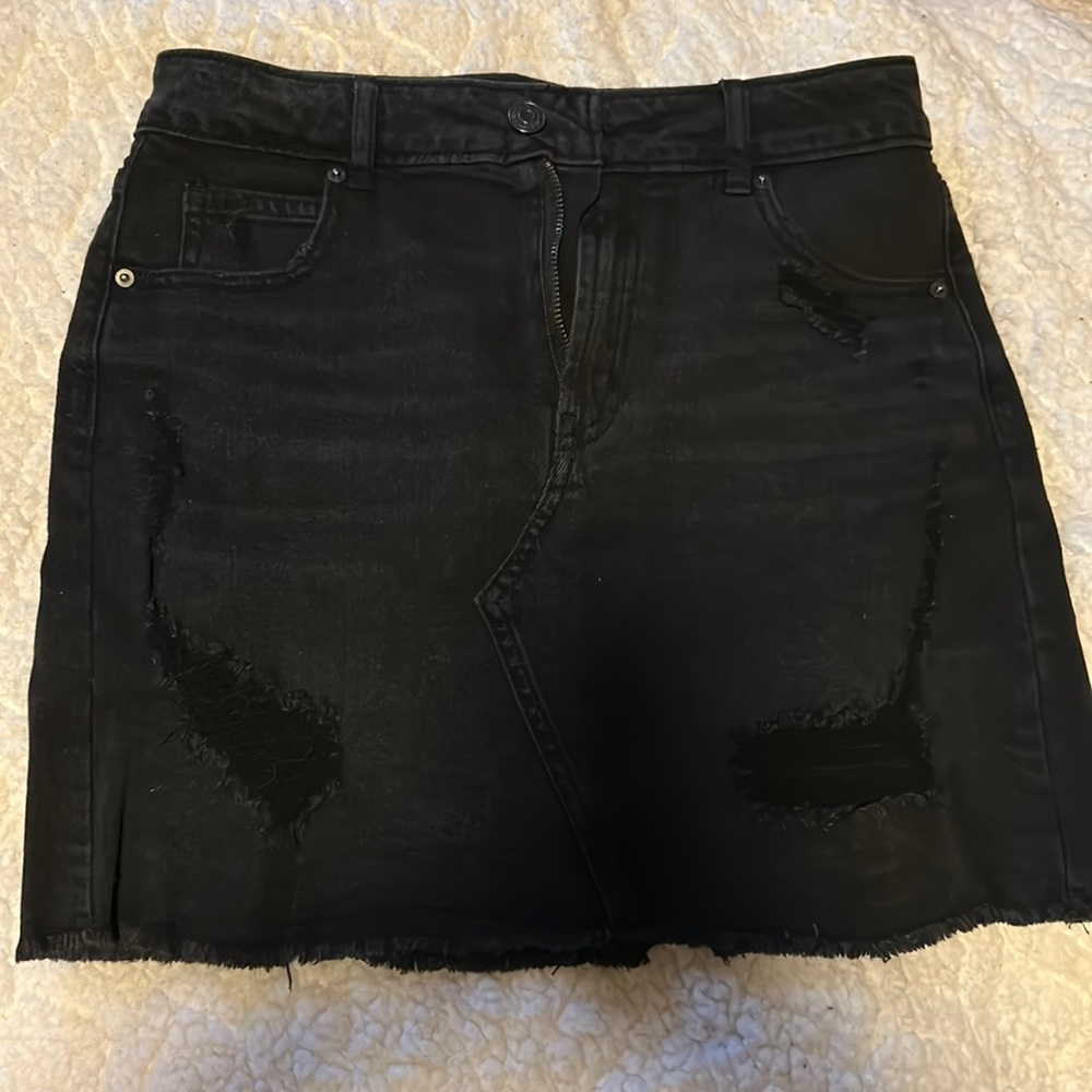 Black denim skirt size 4